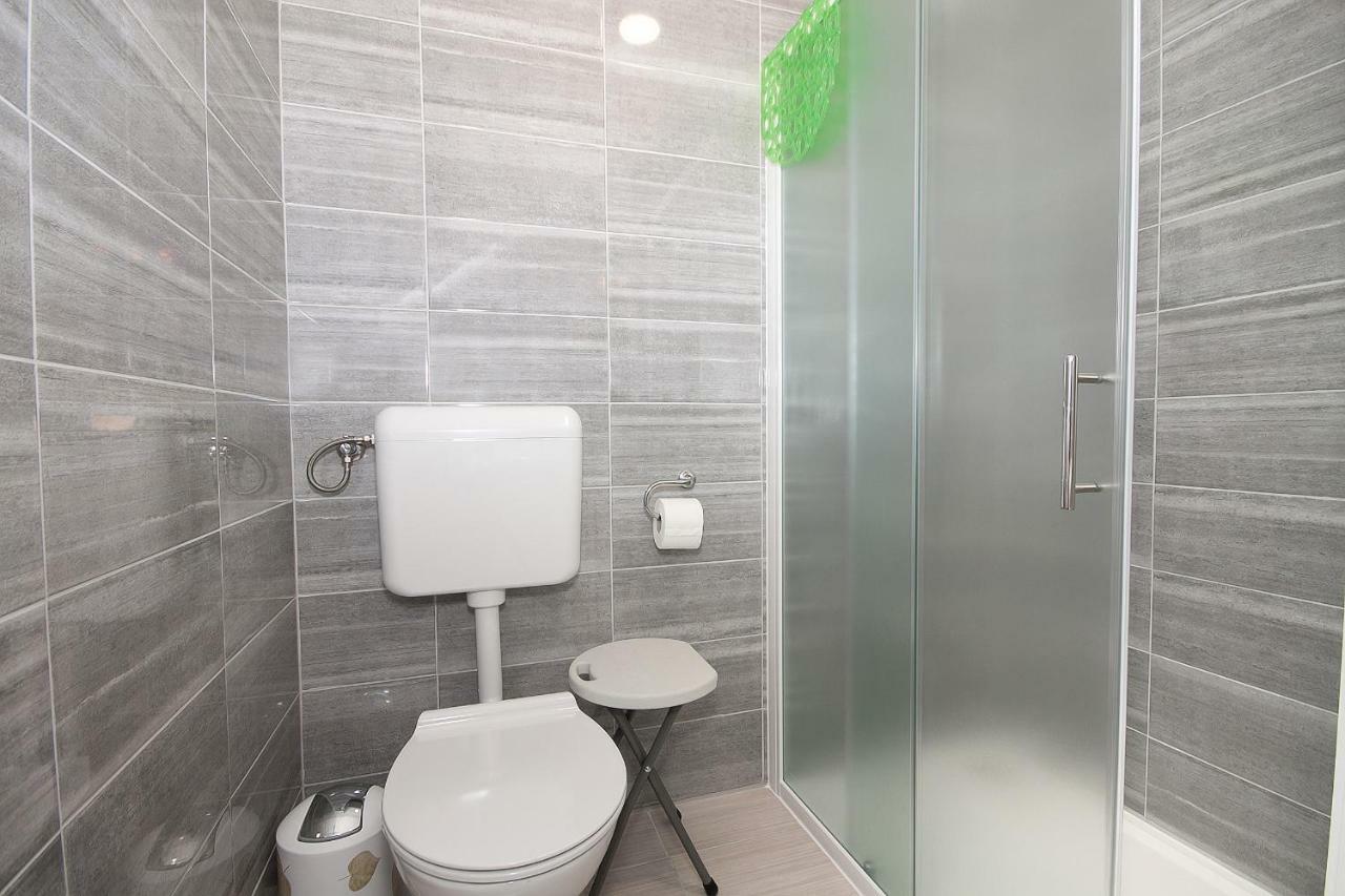 Apartment Josipa Selište Drežničko Exterior foto